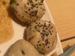 -小杨生煎(浦江欢乐颂店)