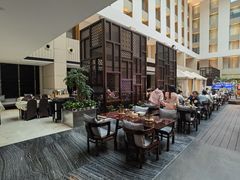 -朗丽兹自助餐厅
