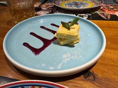 -米德维奇俄式西餐厅(西六道街店)