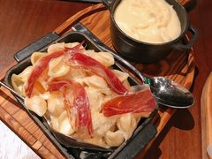 -恰餐厅及酒吧 CHAR Bar & Grill (北京丽都皇冠假日店)