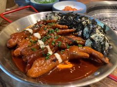 -明洞阿姨·韩式酱蟹烤肉·创意料理(三元桥店)