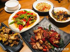 -隔壁老王·家常云南菜(花巷店)