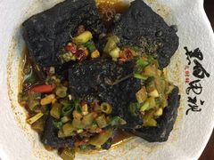 老长沙臭豆腐-黑白电视长沙小吃(美林M·LIVE天地东座店)