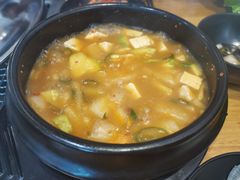 大酱汤-肉甲韩国木炭烤肉(新壹街1店)