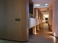 -涨巢·潮玩水疗局