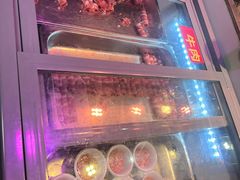 -尚品海鲜肥牛自助火锅(湖明店)