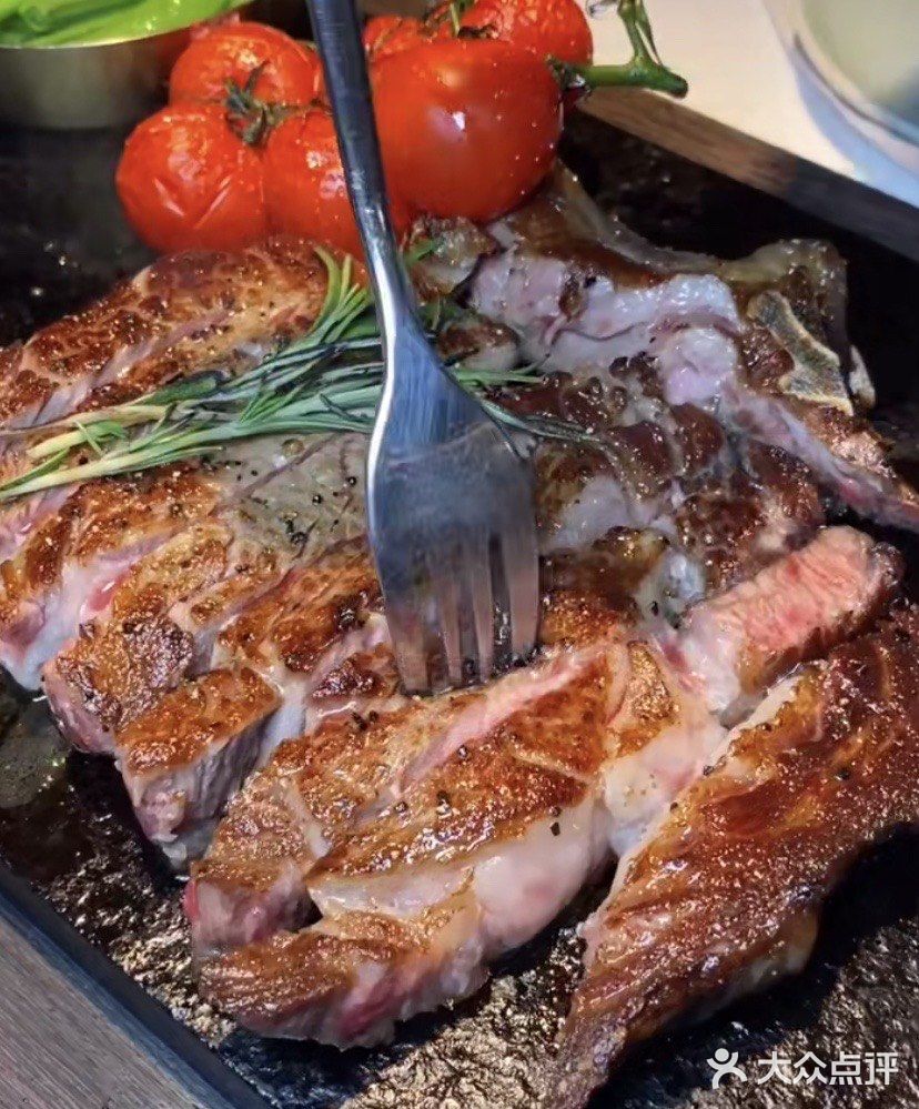 爱豪牛排馆，大口吃肉
