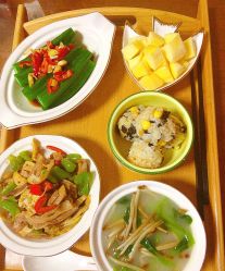 -臻康乃馨月子中心(凯宾斯基店)
