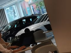 -北京宝诚宝马4S店