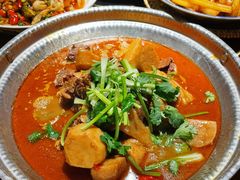 灶膛罐罐牛腩-吃饭皇帝大(银泰财富广场店)