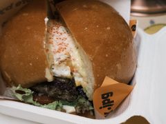 柠香蟹籽牛肉汉堡-JPG canteen(广州寺右公馆店)