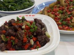 -独一佳老胡湘菜馆(矿山路店)