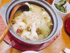 -周鱼小馆石锅酸菜鱼(活力汇店)