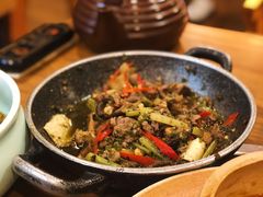 猫儿山的黄牛肉-吃饭皇帝大土家民族菜(正大广场店)