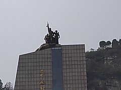 -平西抗日烈士陵园