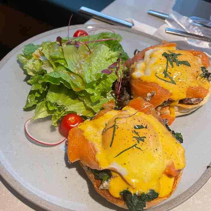 农畉lonfood(购物公园店)-"cocopark开了很久的一家brunc.