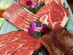 -明洞阿姨·韩式酱蟹烤肉·创意料理(三元桥店)