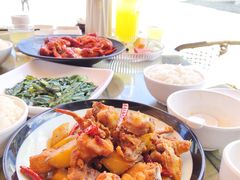 老王头牌黄焖鸡-隔壁老王·家常云南菜(花巷店)