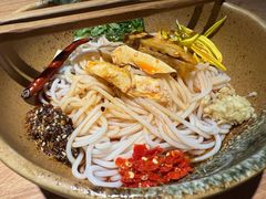 玉溪凉米线-雲說·花(西宸天街店)