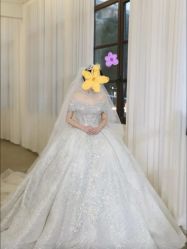 -维纳斯婚纱礼服租赁馆