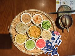 -包整·丝娃娃(一览甲秀楼风景店)