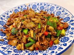 白辣椒炒鸡胗-新新湘菜馆(新中街二条店)