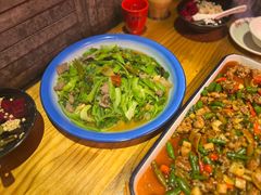 芥菜炒牛肉-兔槽江湖菜·重庆璧山兔(水围店)