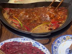 -萍姐火锅·公路夜市(武汉首店)