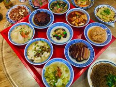 -蓝田九大碗民俗食府(蓝田店)
