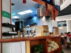 -诚铭记·虾仁汤包·成都小吃(融创店)