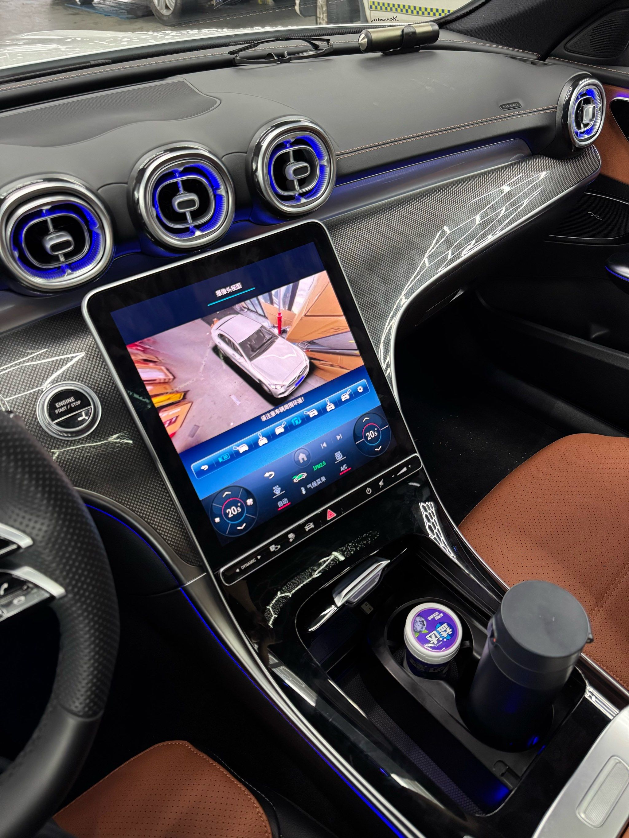 奔驰内饰不够氛围感怎能家奔驰呢!