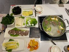 -牛焱·贵州黄牛肉火锅(城西银泰店)