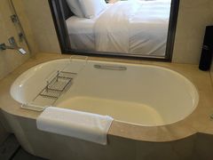 -舟山希尔顿酒店