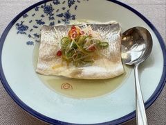 清蒸白鱼-君来湖滨饭店·渔餐厅