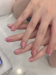 -七彩虹美甲美睫 半永久