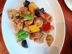 黑金蒜蜜豆炒鸡丸子-镇江苏宁银河国际酒店-享悦中餐厅(市政路分店)