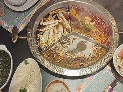 -廖掌柜·重庆鲜货火锅(上海首店)