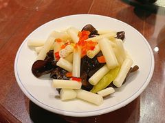 西湖藕节拌木耳-大牌大·传统杭帮菜(湖滨店)