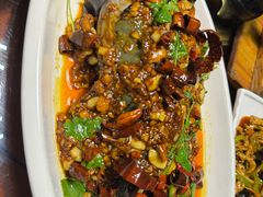 -老码头黑皮肘子锅包肉(赣水路店)