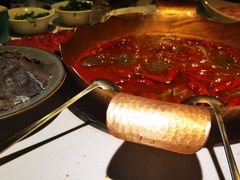 -墨居上隐·院子里火锅(峨眉店)