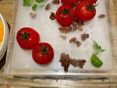 番茄脆菇沙拉-小大董·烤鸭(凤凰汇店)