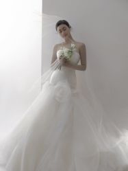 -至臻微拉婚纱摄影