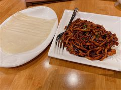 京酱肉丝-乐忻皇朝汇(环贸iapm商场店)
