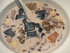 -RUXU入续糖水铺与包(卓悦中心店)