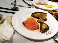 -领鲜活海鲜榴莲自助火锅(东门店)