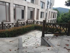 -东航云逸酒店(九溪烟树店)