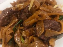 干炒牛河-稻香酒家·34年老字号·港式粤菜(汉街店)