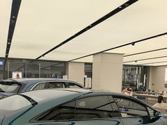 -华为智能生活馆(上海金桥国际商业广场)