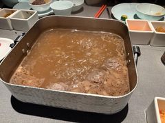 -左庭右院鲜牛肉火锅黑金店(陆家嘴中心店)