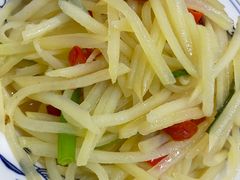 酸辣土豆丝-老游独一佳湘菜馆(高新四路店)